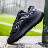 Adidas Yeezy 700 V3 Alvan черные
