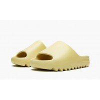 Шлепки Adidas Yeezy Slide бежевые