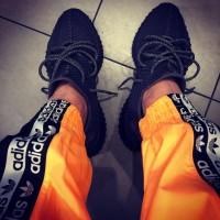 Adidas Yeezy Boost 350 V2 Black