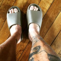 ADIDAS YEEZY SLIDE EARTH BROWN